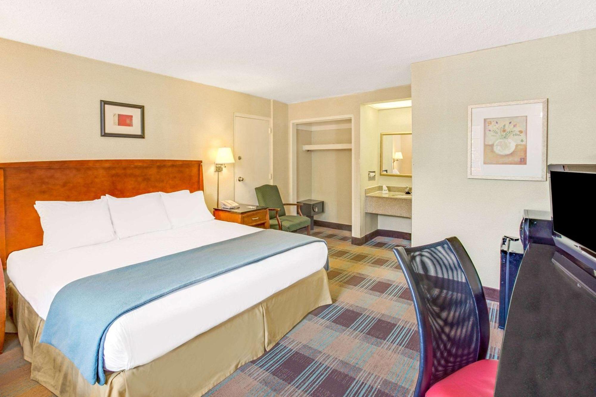 Travelodge By Wyndham Silver Spring Kültér fotó